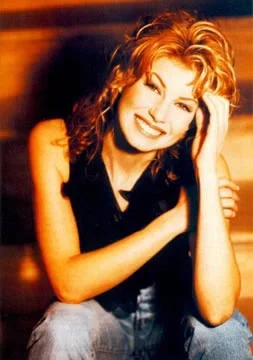Faith Hill - Faith Hill8.jpg